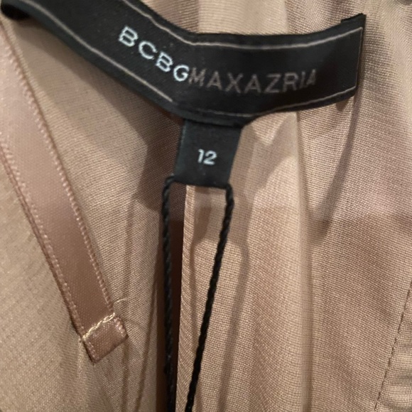 NWT - BGBGMaxAzria Gold Dress - size 12 - Picture 4 of 4